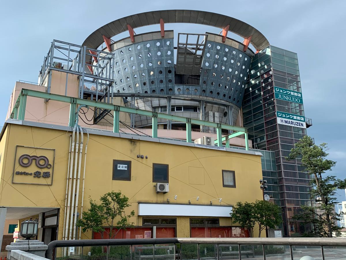 マーケットピア 中三弘前店 弘前市土手町