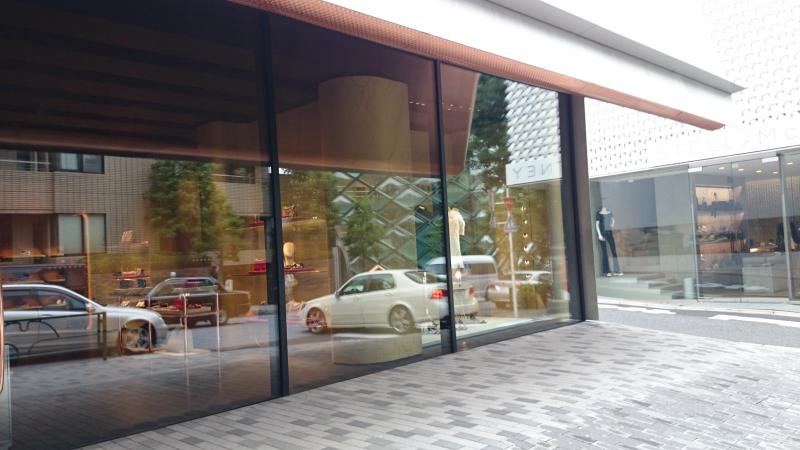 マーケットピア ミュウミュウ 青山店 東京都港区南青山