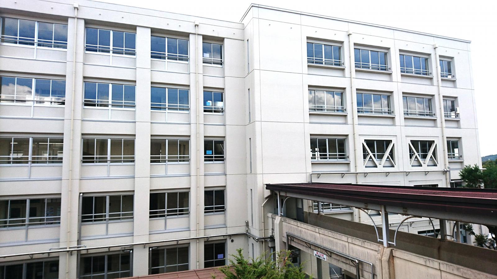 スタディピア 福山葦陽高校 福山市久松台