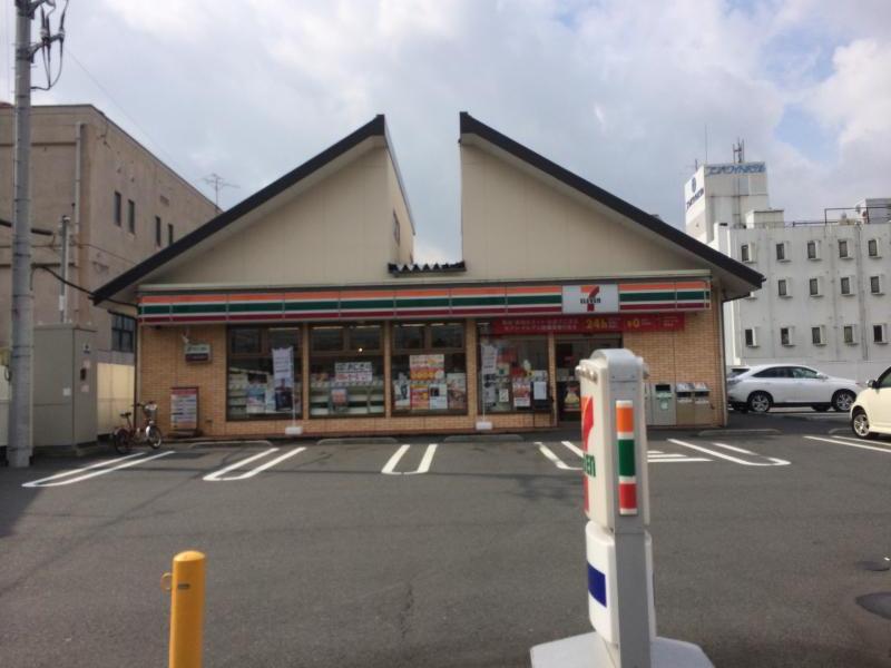 マーケットピア セブンイレブン 富士市平垣本町店 富士市平垣本町