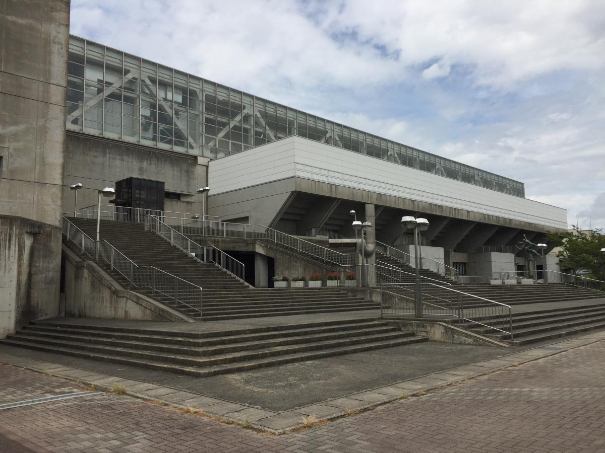 スポランド 岡山市総合文化体育館のコメント一覧