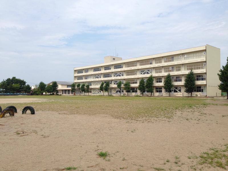 大仙市立太田東小学校の写真（秋田県大仙市） 前田デザイン事務所・前田写真事務所「日本の風景」写真集 観光写真・エディトリアル素材