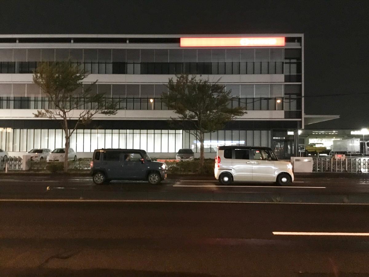 マーケットピア 宮城日野自動車本社
