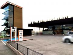 マーケットピア トヨタカローラ熊本東バイパス店 熊本市東区下南部