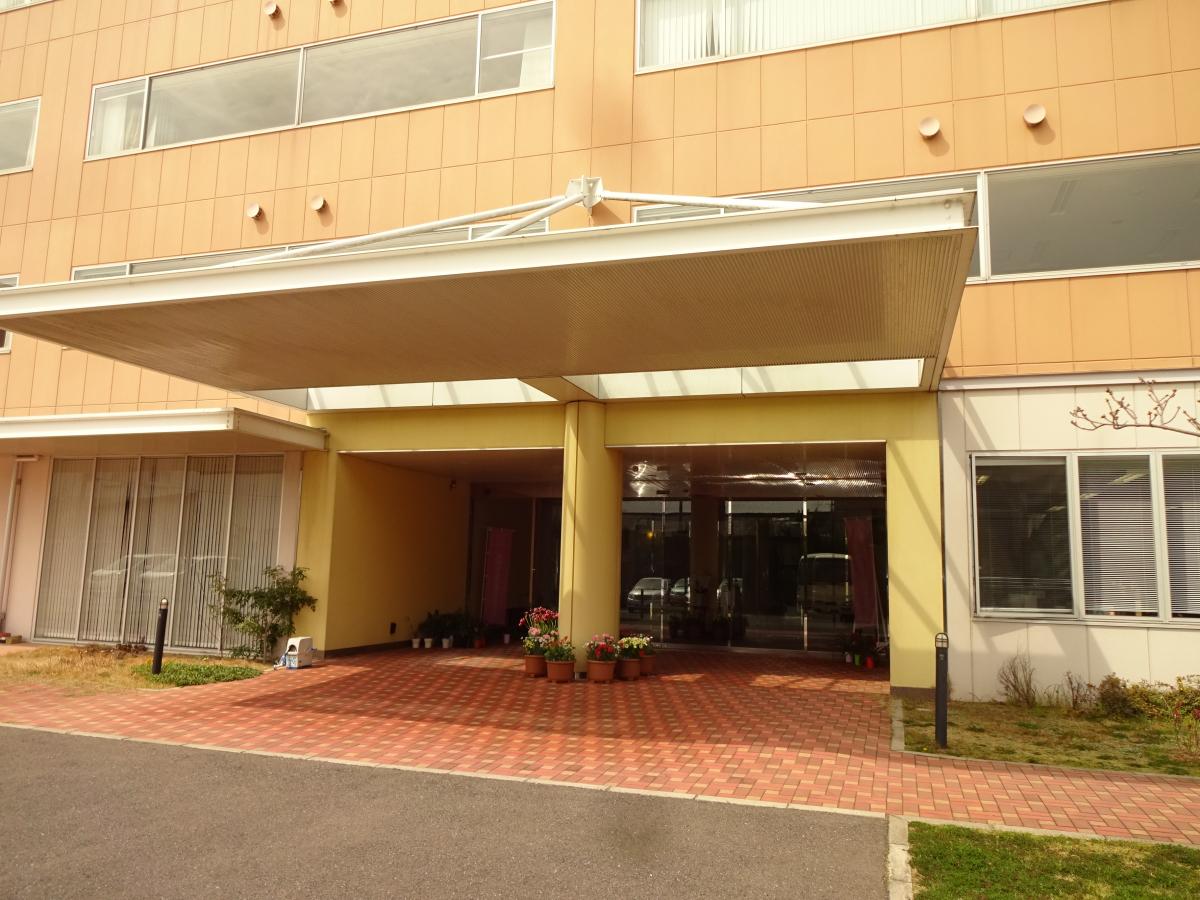 スタディピア 福岡看護専門学校水巻校 遠賀郡水巻町立屋敷