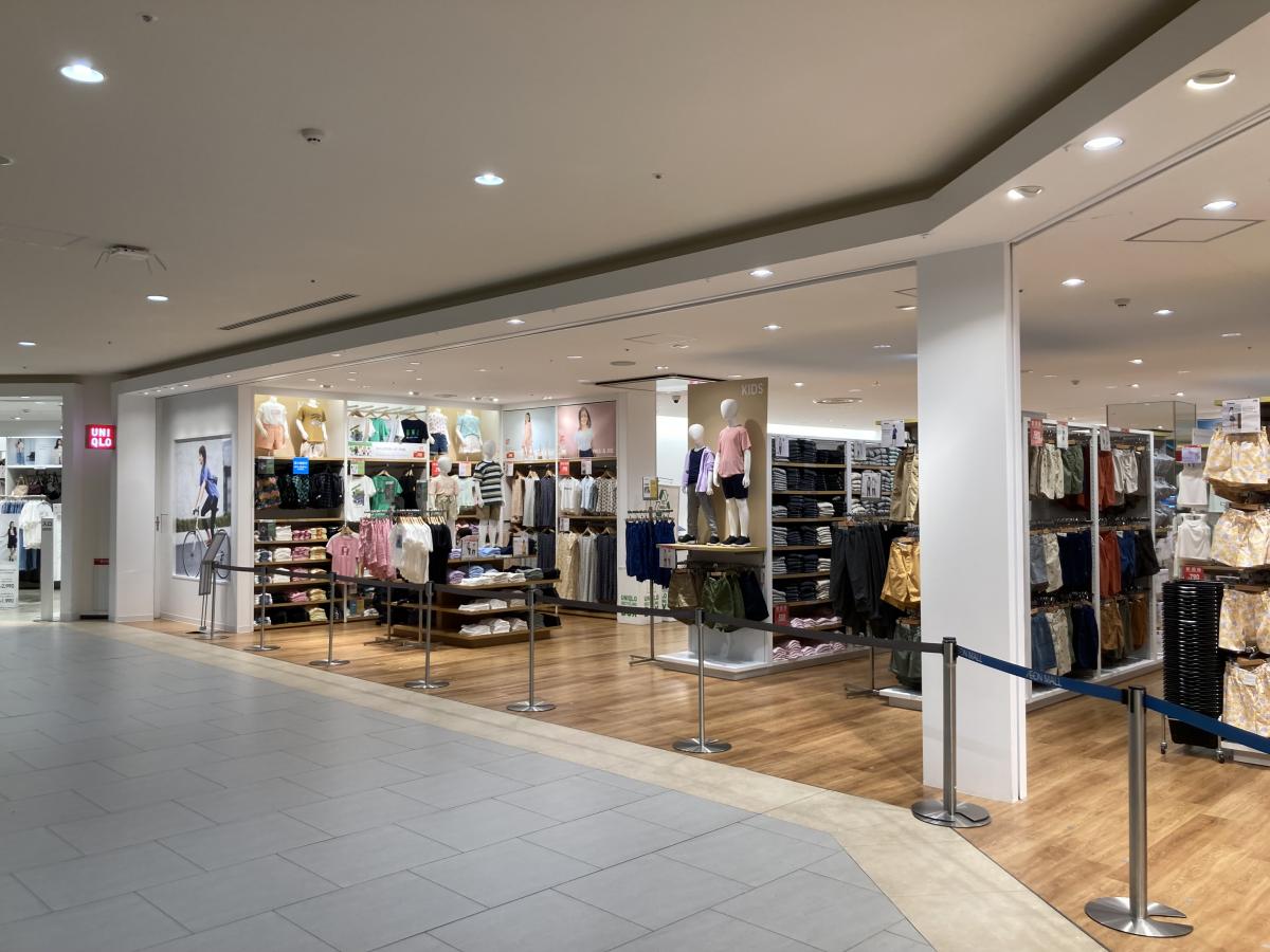 マーケットピア 写真 ユニクロ イオンモール沖縄ライカム店