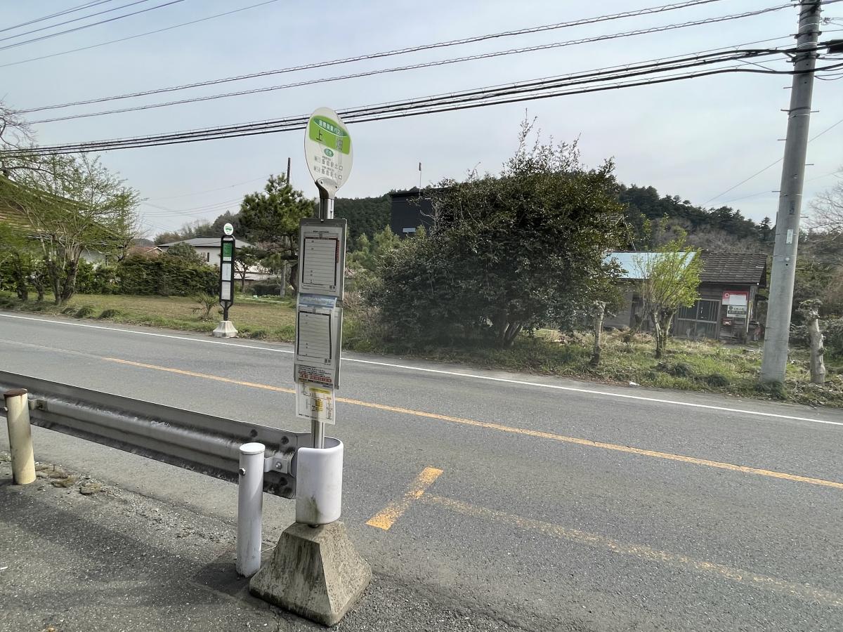 ユキサキナビ】国際興業バス「上畑」バス停留所（飯能市上畑）