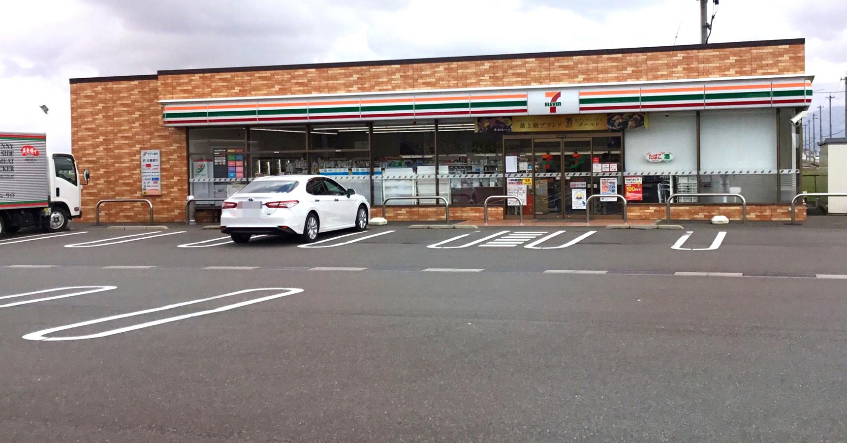 マーケットピア セブンイレブン 川北橘店 能美郡川北町橘