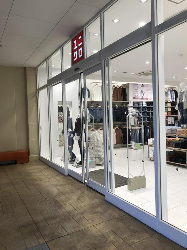 マーケットピア ユニクロ ララガーデン春日部店 春日部市南