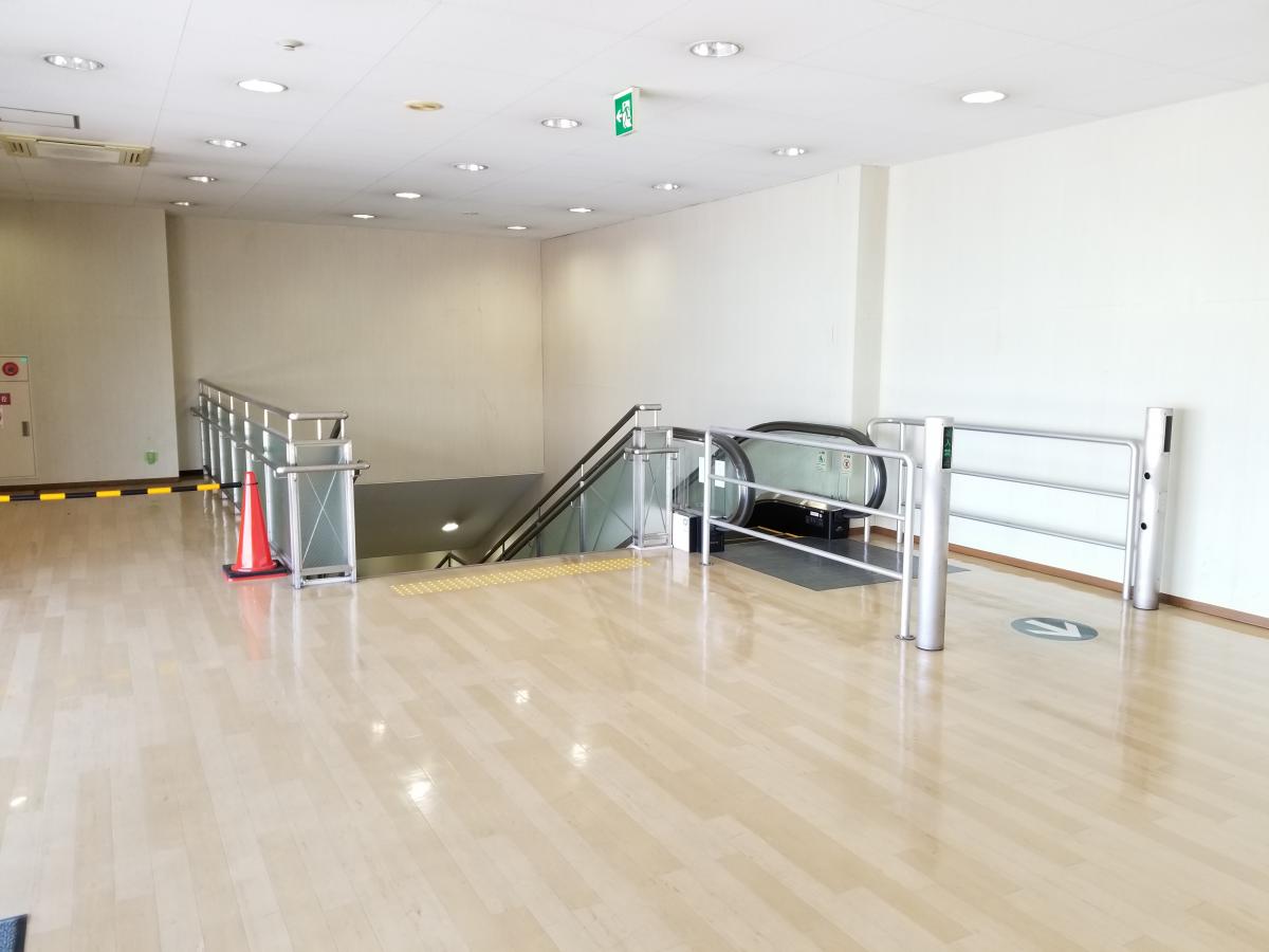 マーケットピア スポーツデポ 住之江店 大阪市住之江区泉