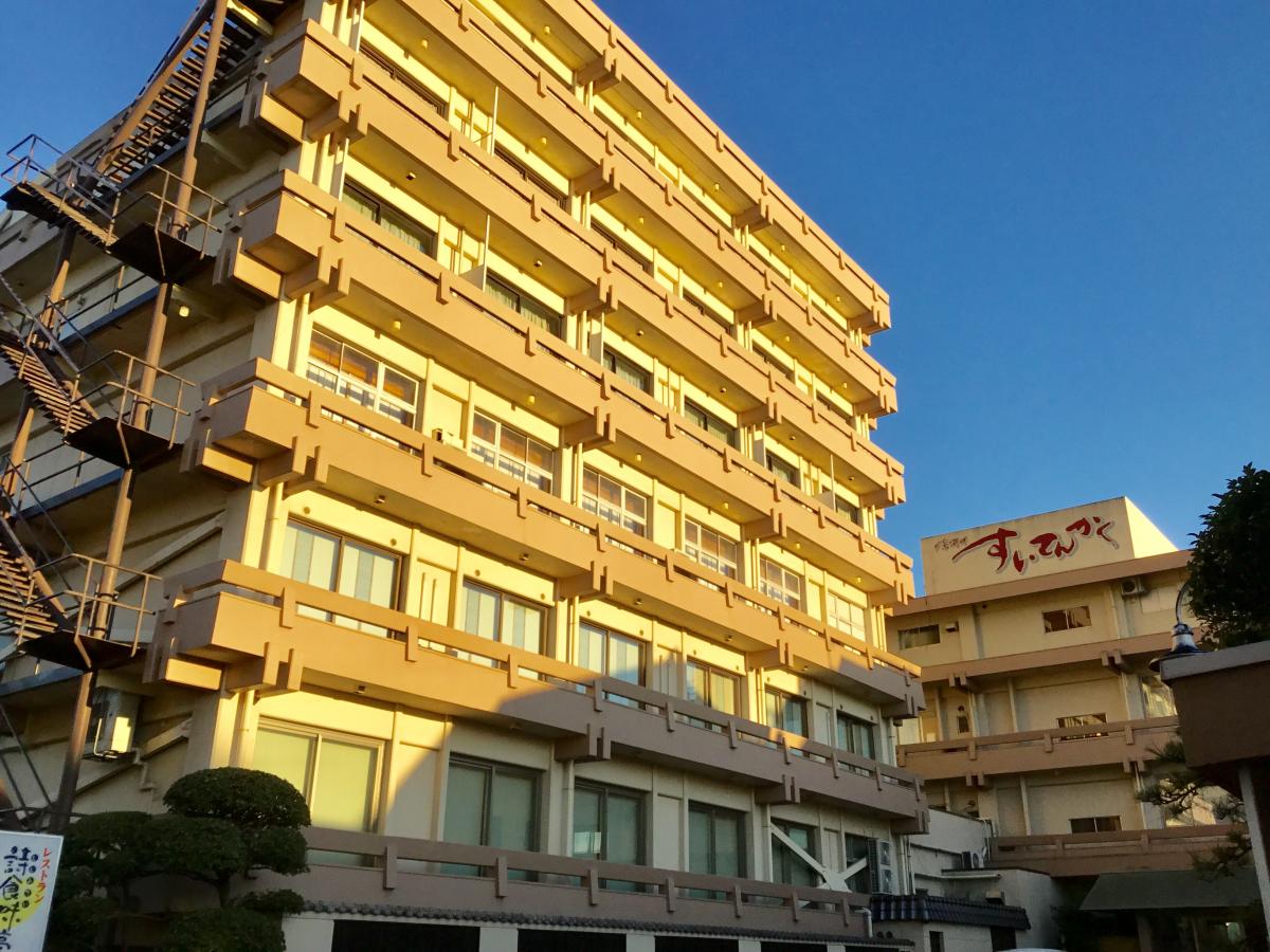 ホテバンク 夕景湖畔すいてんかく