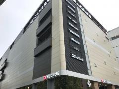 マーケットピア ユニクロ 調布パルコ店 調布市小島町