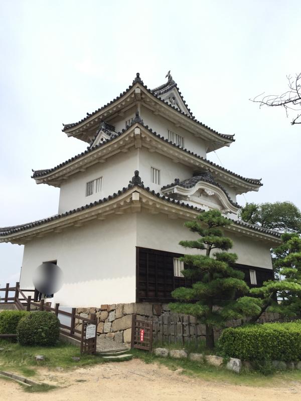 丸亀城