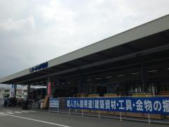 マーケットピア 八幡市のショッピング施設