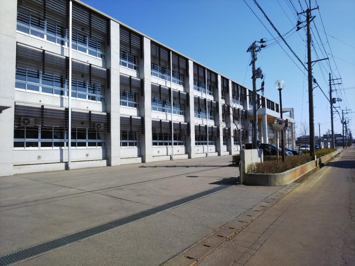 新潟県燕市立燕中学校 – 燕中等教育学校ホームページ – BGFCID